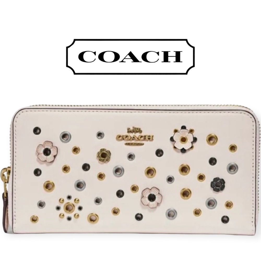 *RARE* COACH White Leather Tea Rose & Rivets Large Accordion Wallet preloved​